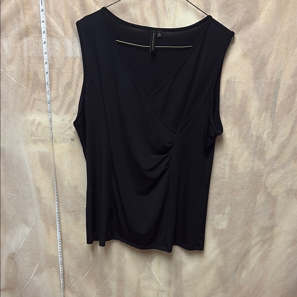 Susan Lawrence Black Asymmetrical Sleeveless Tank Top